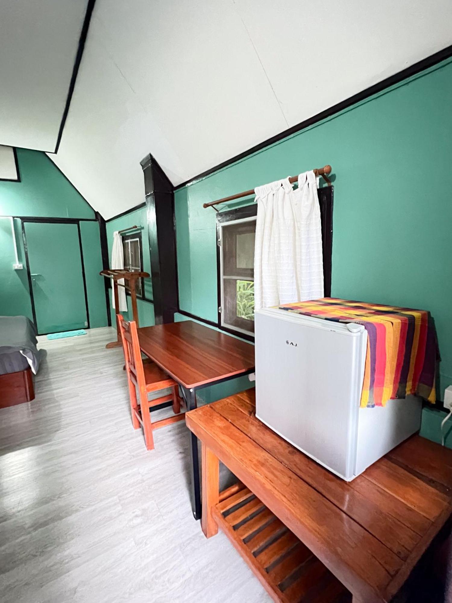 Butterfly Hostel, Pai Buitenkant foto